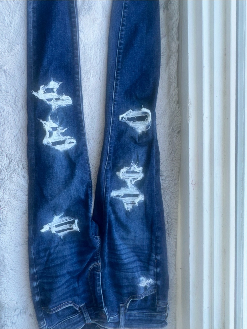 American Eagle Next Level Stretch Ripped Skinny Jeans | Size 4 | High Stretch